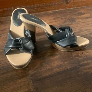 Xhilaration size 7 heals